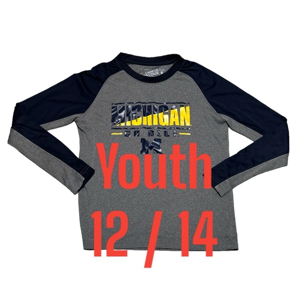 Boys University U of M Michigan Large 12 - 14 Youth Crewneck Top Tee Blue Maze - Picture 2 of 6